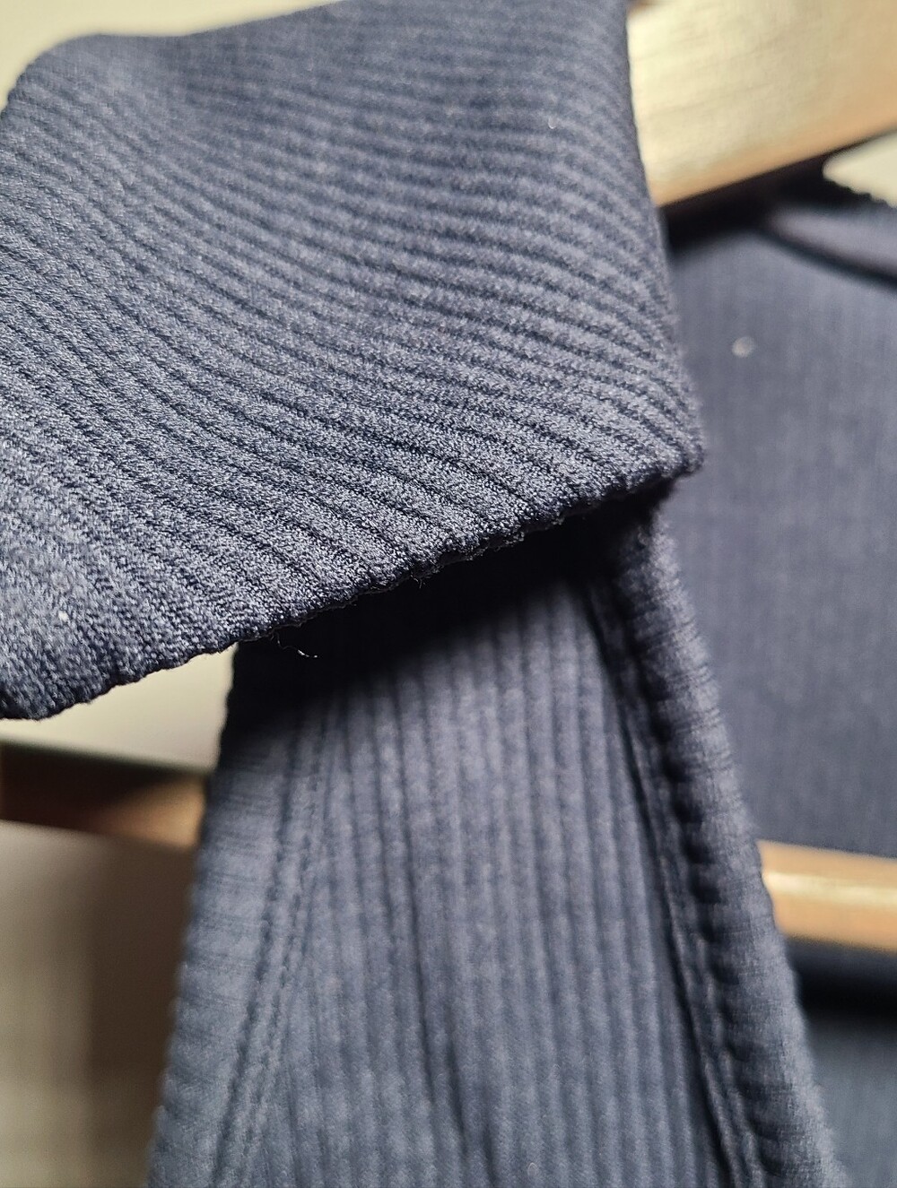 Garage Navy Ribbed Collared Crop Tank Top Size P/S - Picture 7 of 7